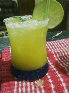 Una foto de Daiquiri de durazno casero