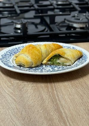 Brokkolis croissants 👨‍🍳🥦 recept fotója