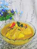 Ayam santan kuah kuning