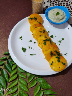 પોડી મસાલા ઈડલી રેસીપી મુખ્ય ફોટો