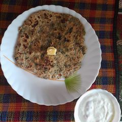 A picture of Methi Thepla.