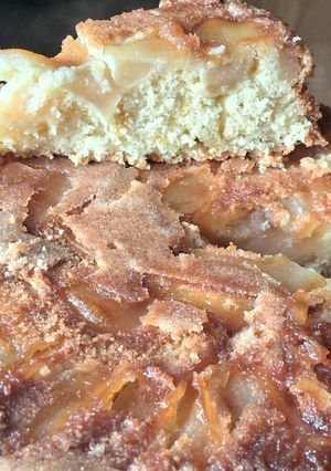 Una foto de Torta de manzana invertida