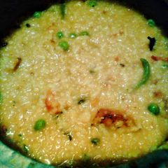 A picture of Mix vegetable khichdi.