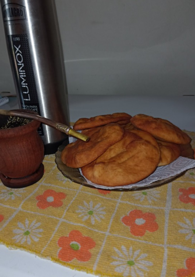 Una foto de Tortas fritas para el mate🧉