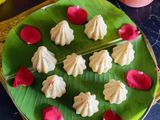 Kesar_Kaju_Modak(Saffron Cashew Modak)