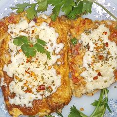 Cheesey omelette😋چیزی آملیٹ😍 A picture of Cheesey omelette😋چیزی آملیٹ😍.
