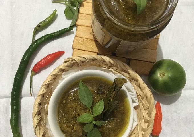 Ini dia! Resep buat Sambal cabe ijo homemade ala fe dijamin lezat