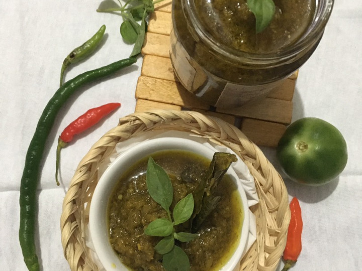 Ini dia! Resep buat Sambal cabe ijo homemade ala fe dijamin lezat