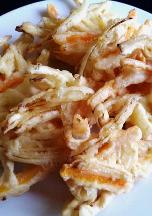 A picture of 'Kakiage' Tempura.