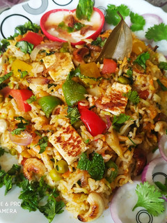 वेज बिरयानी (Veg biryani recipe in Hindi) रेसिपी मुख्य फोटो