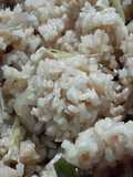 ข้าวผัดไก่ สมุนไพร ซอสญี่ปุ่น
