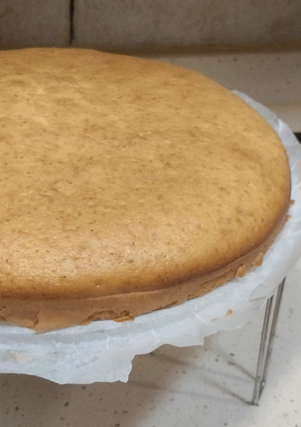Una foto de Bizcocho de chocolate blanco