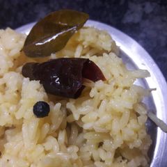 A picture of Instant Pongal(rice).