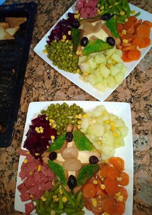 صورة لوصفة سلطة مشكلة بنينة