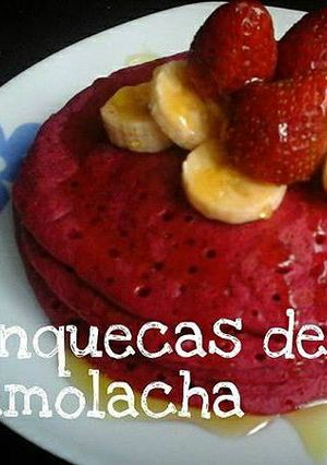 Una foto de Panquecas de remolacha