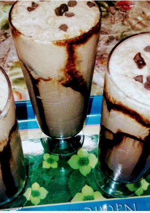 A picture of Oreo chocolaty milk shake.