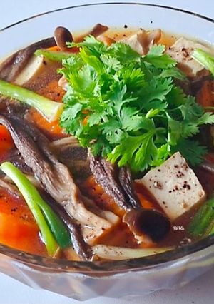 Hình của món Canh nấm lộc nhung 🍄.