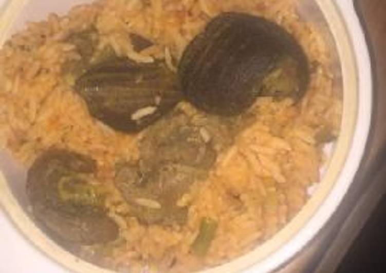 How to Prepare Perfect Jollof rice with goat meat