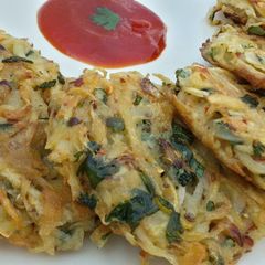 A picture of Crispy potato cutlets.