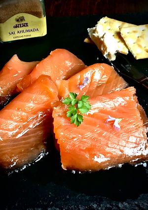 Foto principal de Salmón marinado ahumado