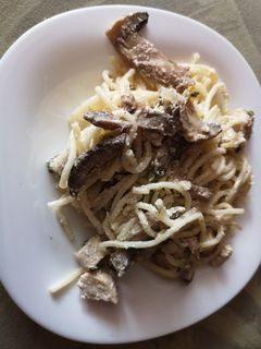 Tejszínes gombás csirkemell recept fotója