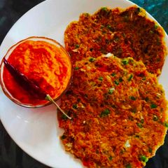Oats uttapam A picture of Oats uttapam.