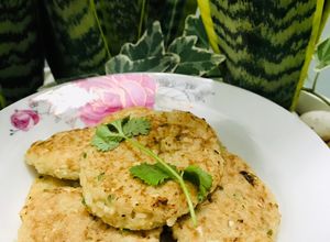 Hình của món Ăn dặm: bánh cơm đổi vị cho bé.