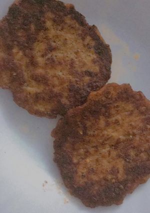 A picture of Chapli Kabab.