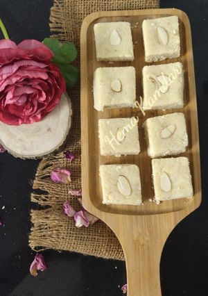 A picture of Kaju Mawa Burfi.