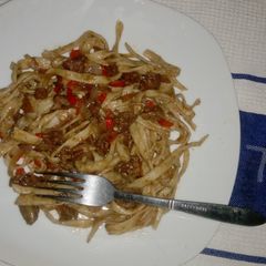 A picture of Fettuccine Bolognese.