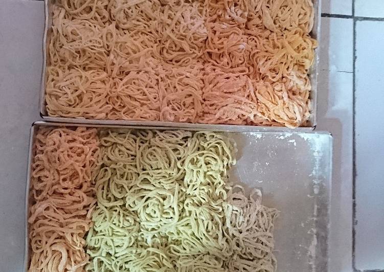 Mie home made original,orange,green