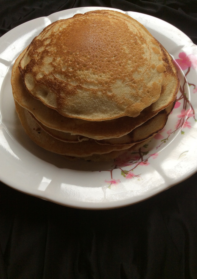 A picture of Buttermilk pancake.