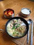 Seolleongtang (Sup Tulang Sapi) khas Korea