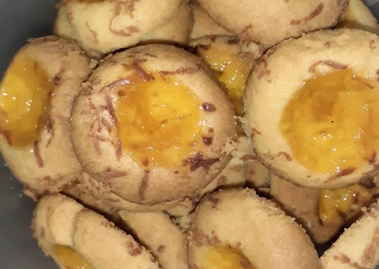 Bagaimana Menyiapkan Thumbprint cookies Anti Gagal