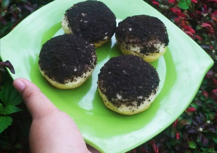 Donat kentang toping oreo😉