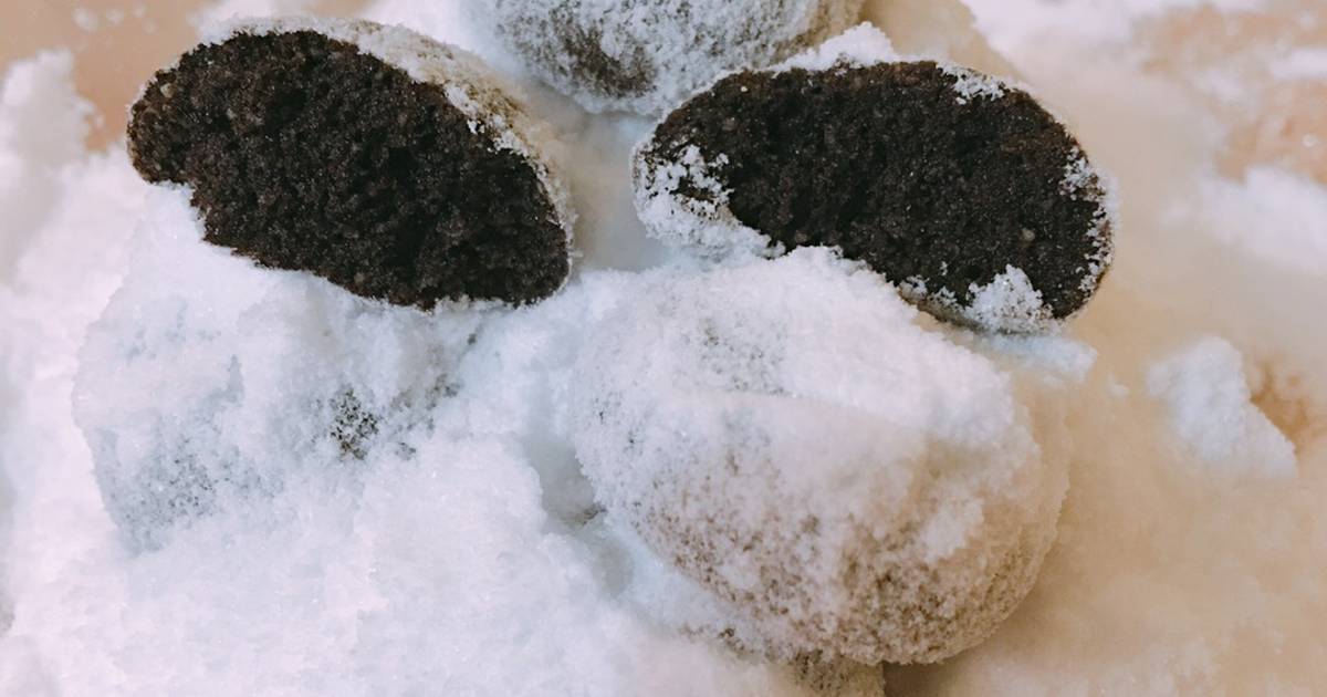 Oreo snowballs