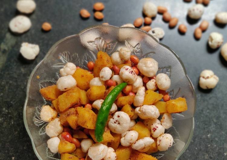 Easiest Way to Prepare Super Quick Homemade Aloo makhana peanuts falihaar