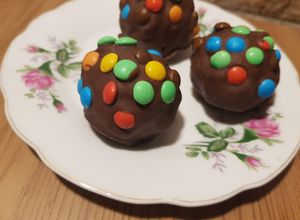 Una foto de Huevitos de Pascua sin moldes