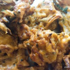 A picture of Cabbage mix bhajiya.