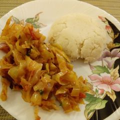 A picture of Cabbage & Ugali#localfoodcontest_Kisumu.