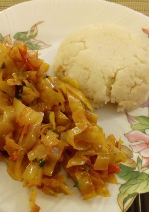 A picture of Cabbage & Ugali#localfoodcontest_Kisumu.