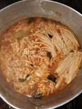 Ramnyun topping jamur enoki