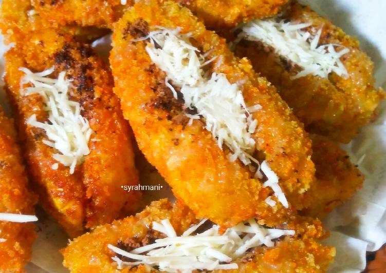 Pisang goreng isi