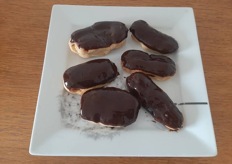 Easiest Way to Prepare Ultimate Cream cheese filed eclair