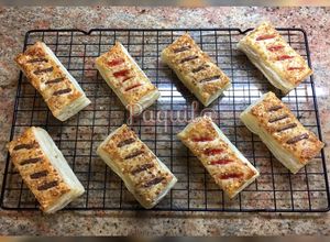 Foto principal de Pastelitos hojaldrados rellenos de crema de chocolate 🍫y mermelada de fresa 🍓