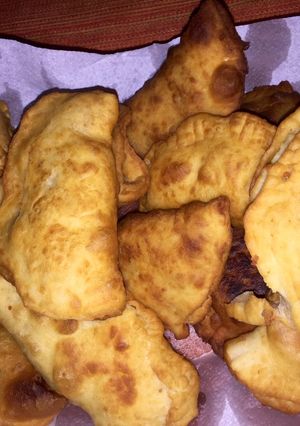 Una foto de 🇵🇾Empanadas DE CARNE🇵🇾