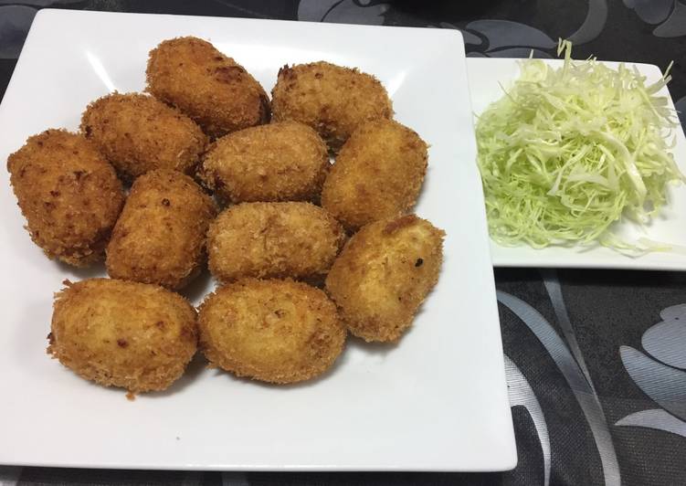 How to Prepare Super Quick Homemade Japanese Potato Croquettes