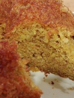 Una foto de Bizcocho especiado de zanahorias