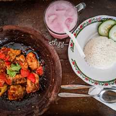 A picture of Sambal gami ayam.