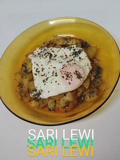 Una foto de Cena caliente día 3>Segundo>Patatas con huevo frito